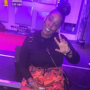 Meet your Posher, Ramona